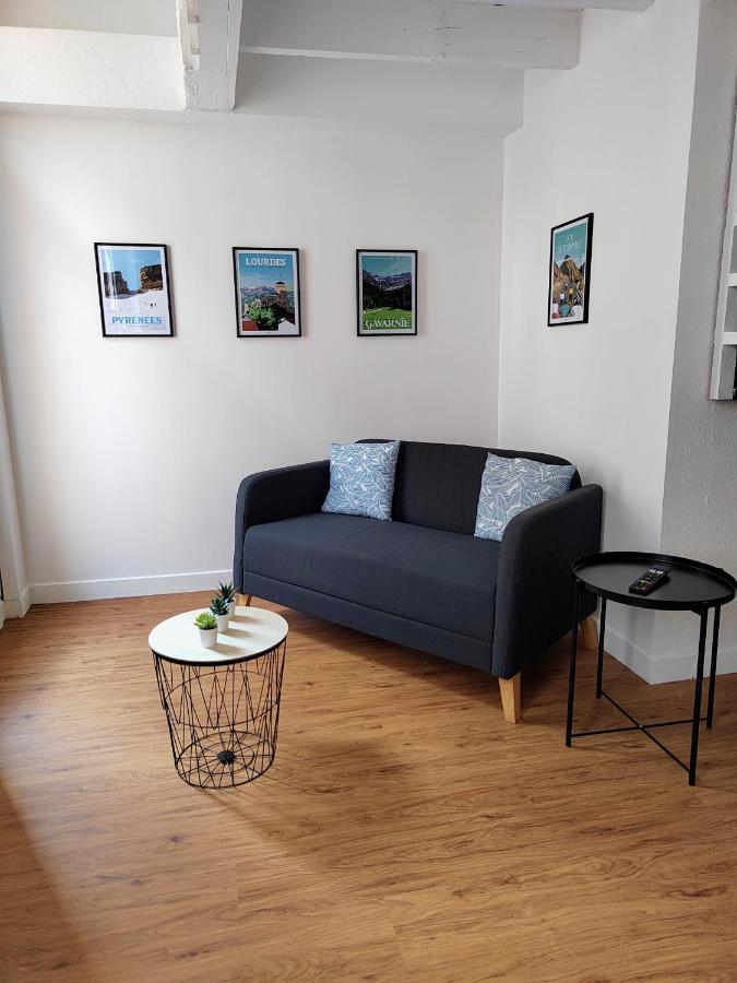 Appartement Lourdes : Duplex à 500m de la Grotte Extérieur photo